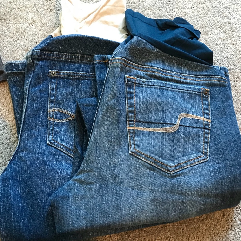 2 pairs of maternity blue jeans