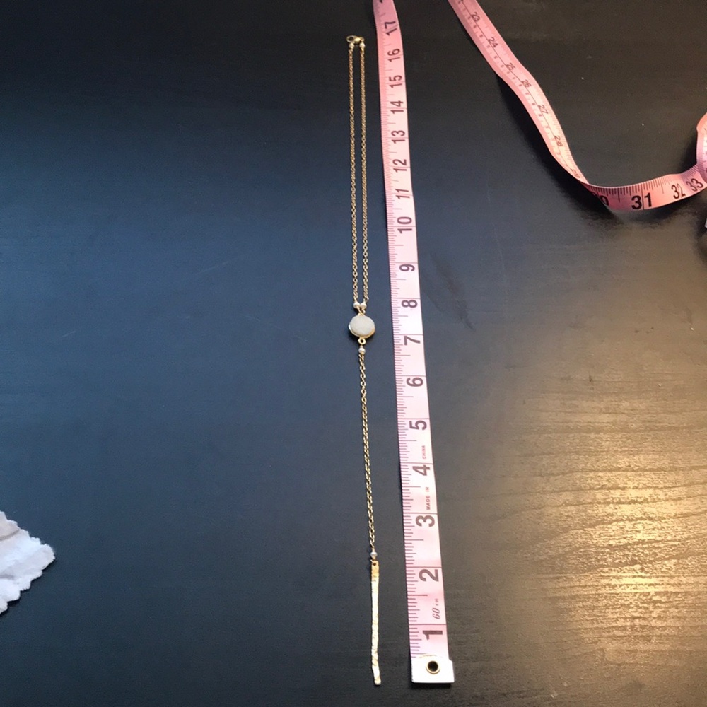 Gold toned necklace