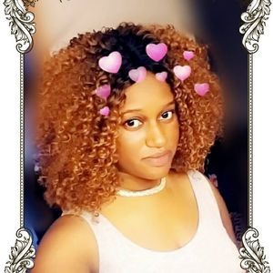 Meet your Posher, Awa