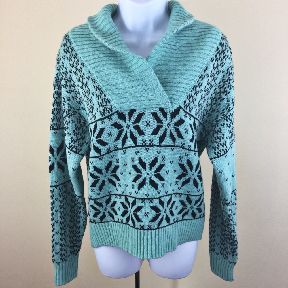 On Fire Snowflake V Neck Pullover Collard Sweater