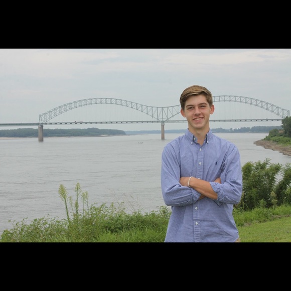 Meet your Posher, Josh - Picture 1 of 1