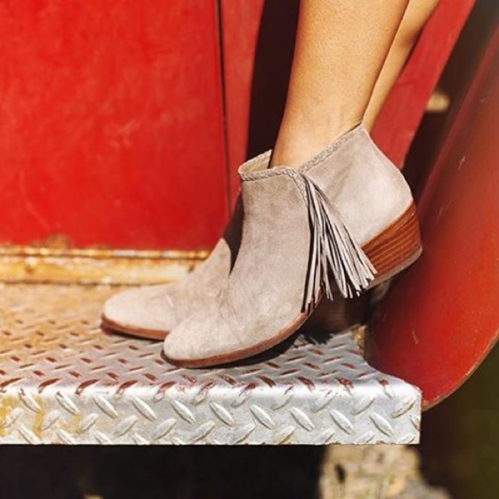 Sam Edelman Paige fringed boots