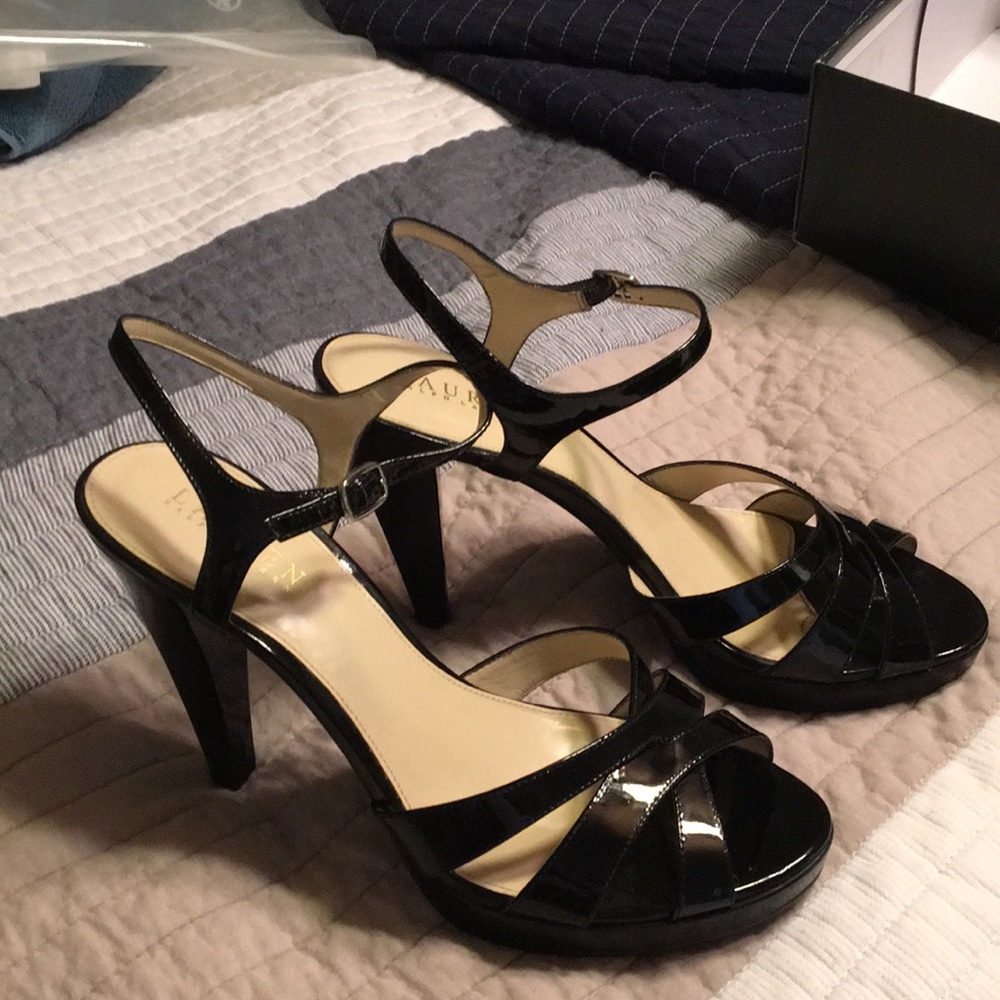 Super sexy platform pumps