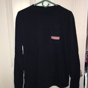 Navy vineyard vines shirt
