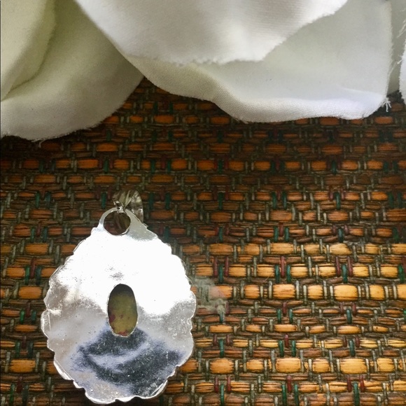 ⚜️Red Jasper Rainbow Pendant⚜️ - Picture 2 of 4