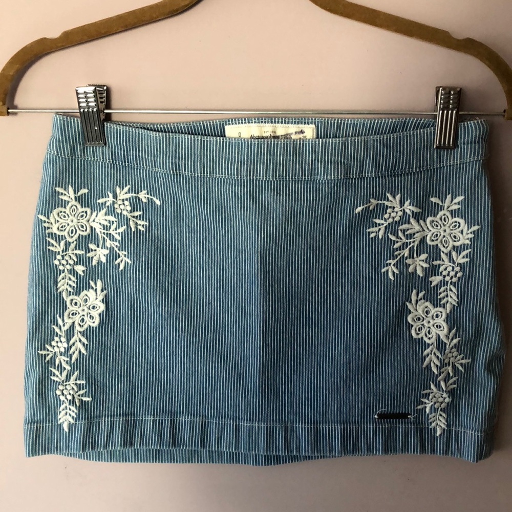 Abercrombie & Fitch Denim Mini Juniors Size 0