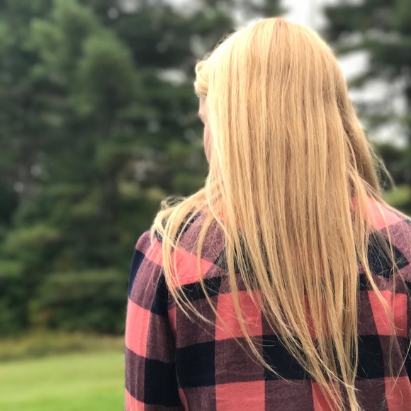 Meet your Posher, Gaby - Picture 2 of 3