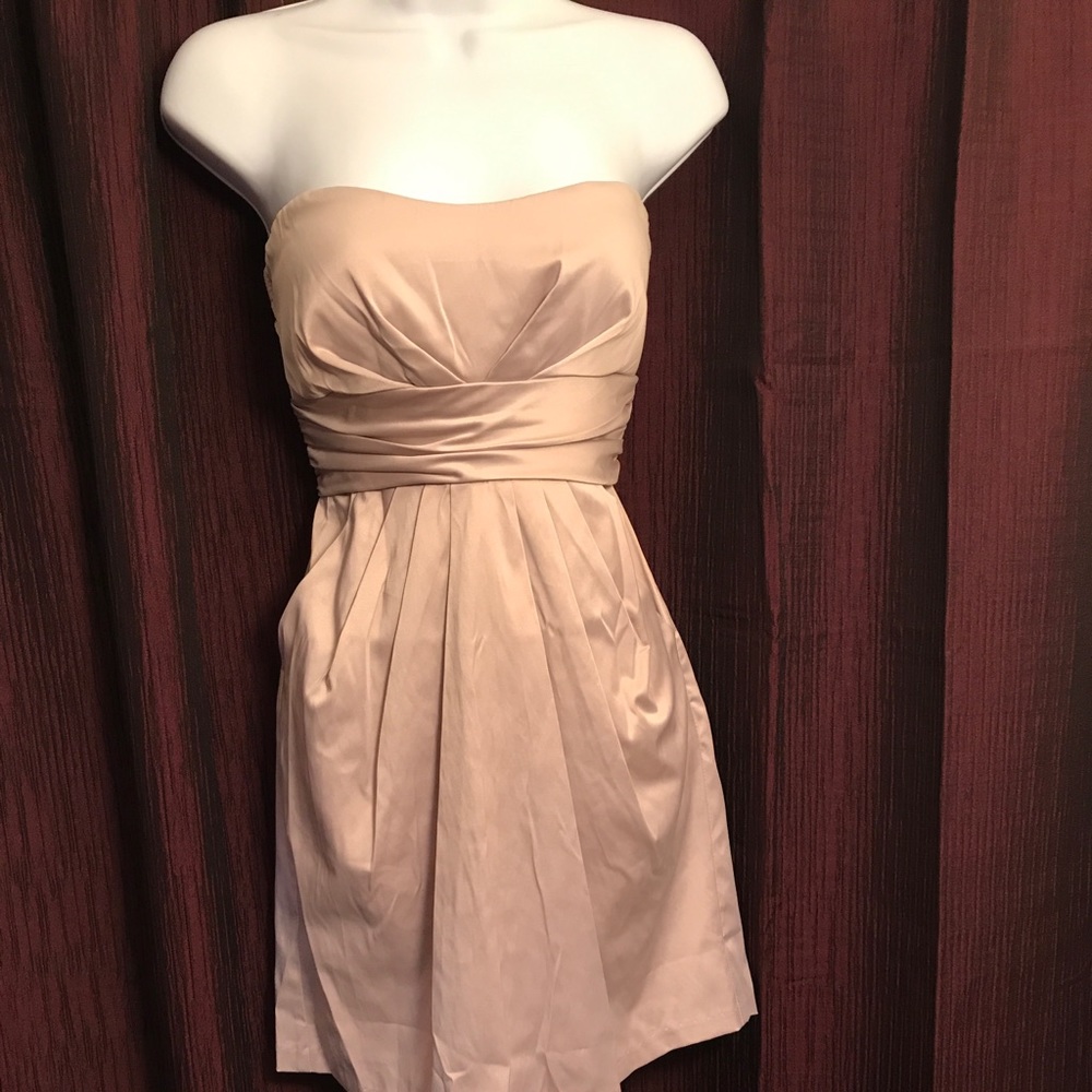 Strapless dress