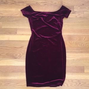 FALL & WINTER: 🛍 Maroon velvet Christmas/ Winter dress from 344