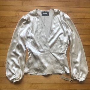 NWT Cream Silk Tie Deep V Reformation Shirt