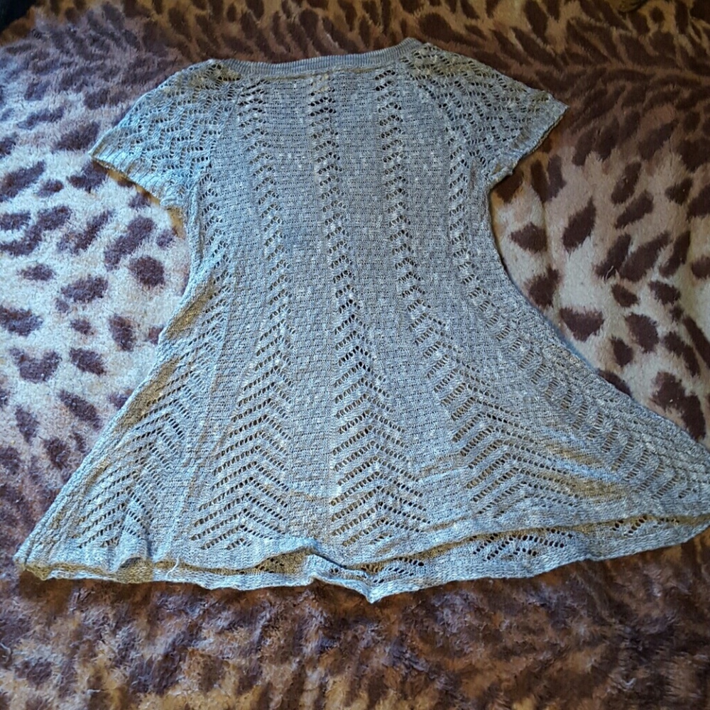 Mossimo Top - Picture 2 of 3