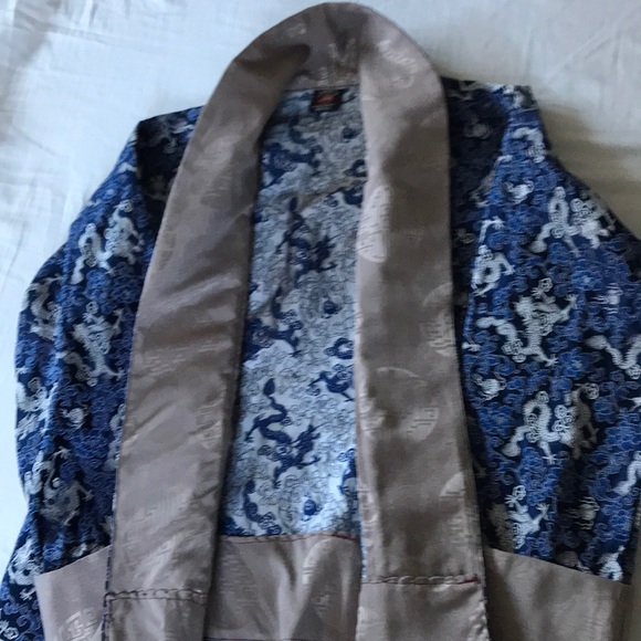 Chinese jacket - Picture 4 of 5