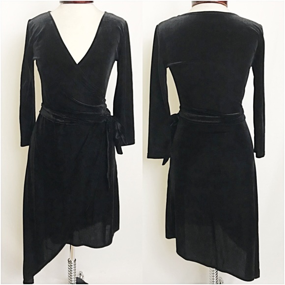 💥HOTSALE💥Velvet LBD Wraparound Dress Sold - Picture 4 of 7