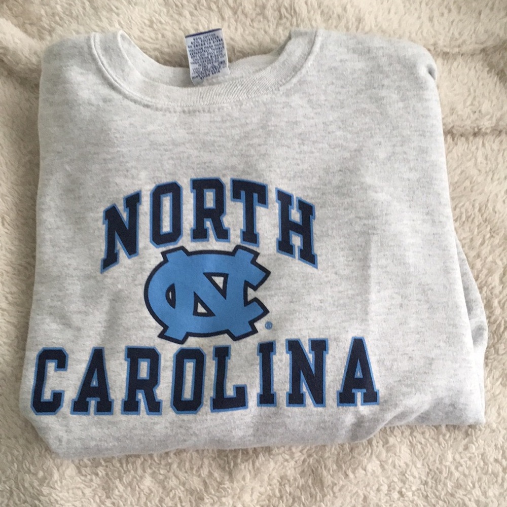 UNC sweatshirt