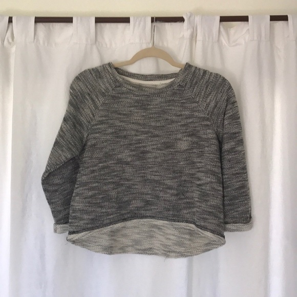 Billabong sweater brand new never worn. - Picture 4 of 4