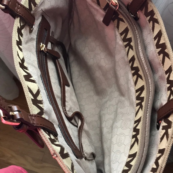 Michael Kors Tote - Picture 2 of 3