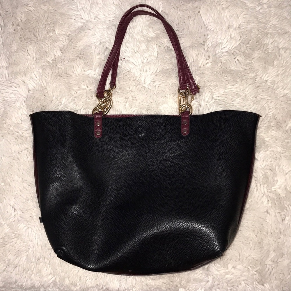 Reversible Black & Maroon shoulder bag