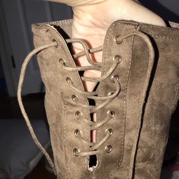 Over the Knee Brown suede boots - Picture 3 of 3