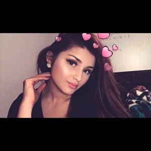 Meet your Posher, Liliana