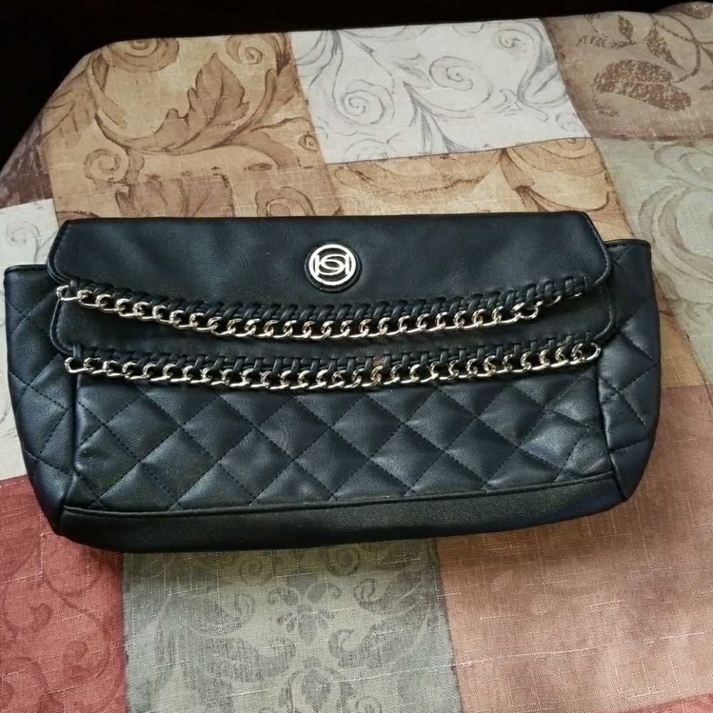 BeBe clutch!