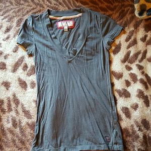 American Eagle Grey Shirt