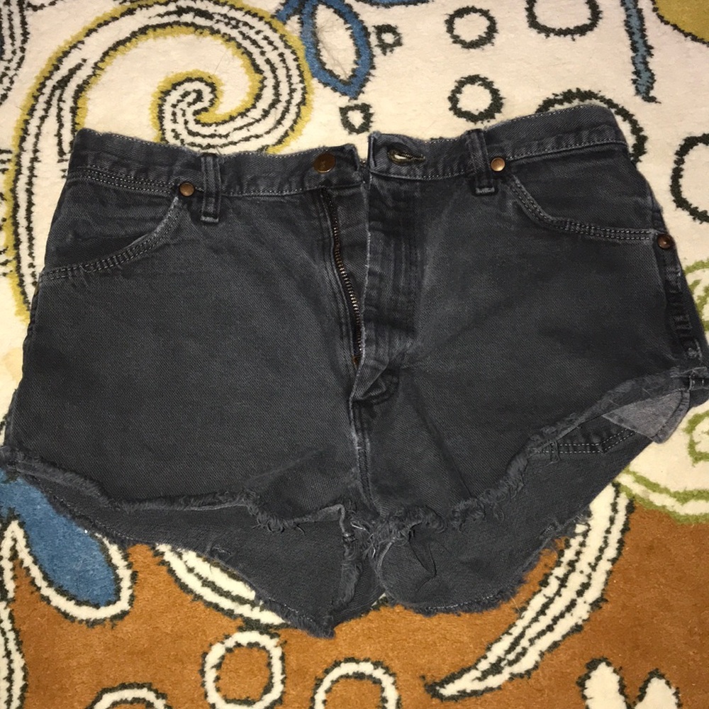 UO high wasted Wrangler shorts