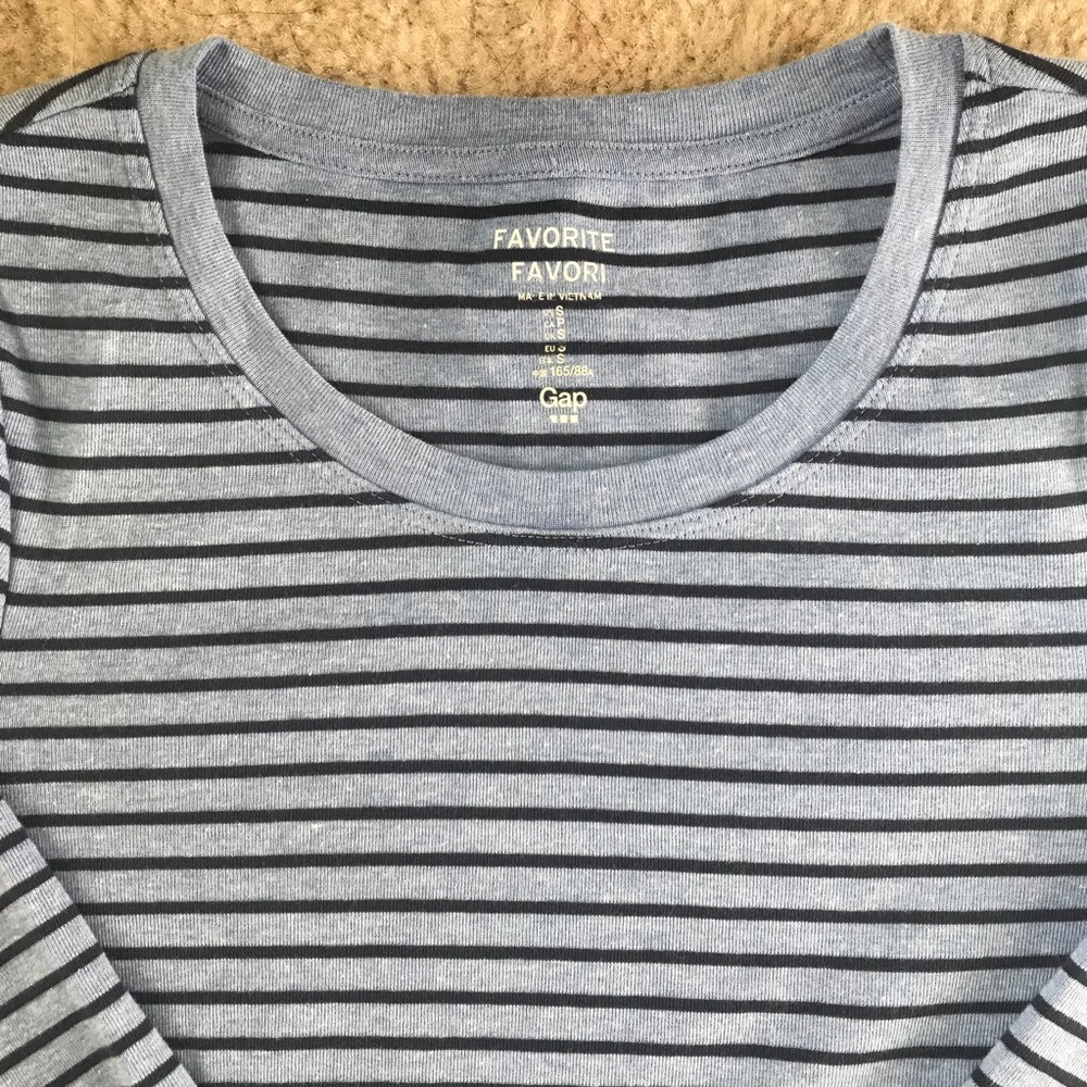 Long sleeve crew neck top