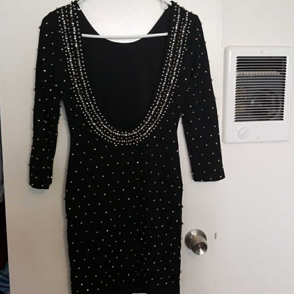 Dress - Picture 2 of 3