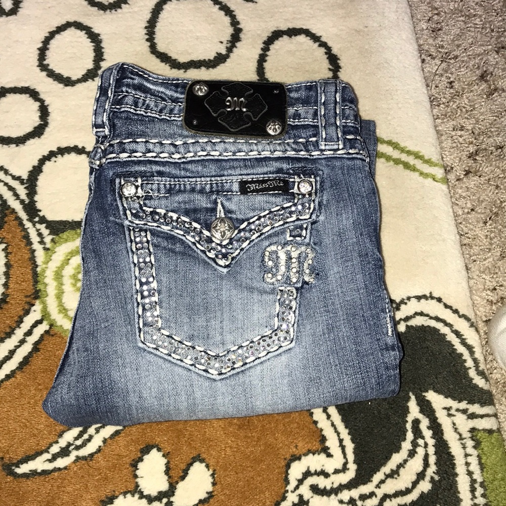 Medium Wash Miss Me Capris