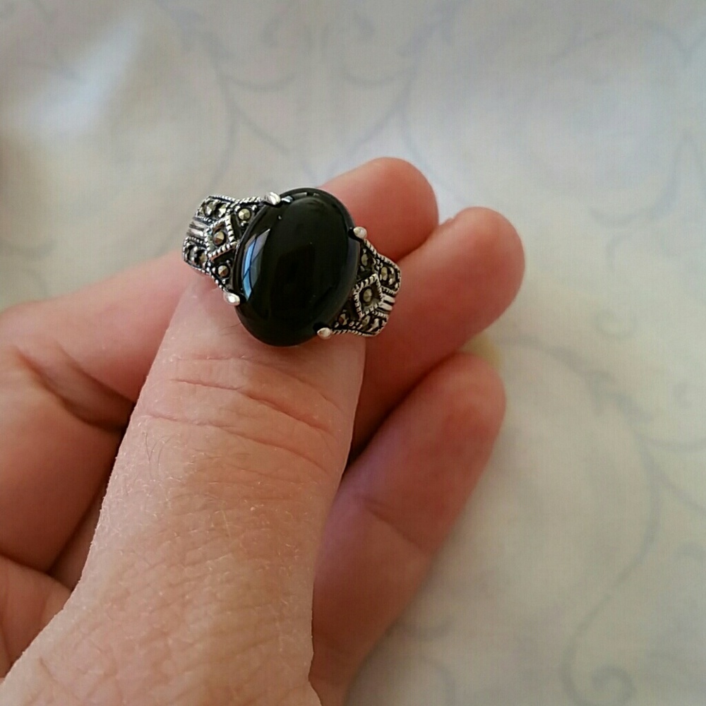 Genuine Onyx & Sterling Ring w/Marcasite