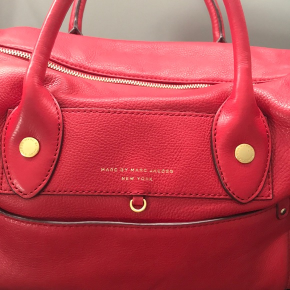 Awesome cherry color Marc by Marc Jacobs Bag - Picture 2 of 8