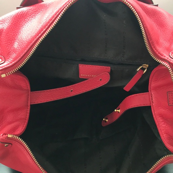 Awesome cherry color Marc by Marc Jacobs Bag - Picture 4 of 8