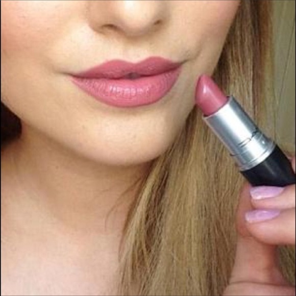 NEW MAC MEHR LIPSTICK - Picture 5 of 6