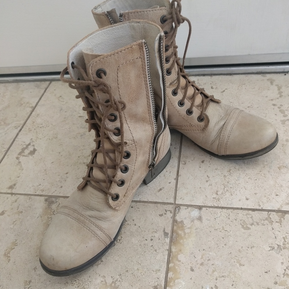 Steve Madden "Troopa" boots