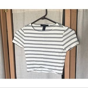 💗SALE💗Forever 21 Ribbed Curve-Hem Crop Top