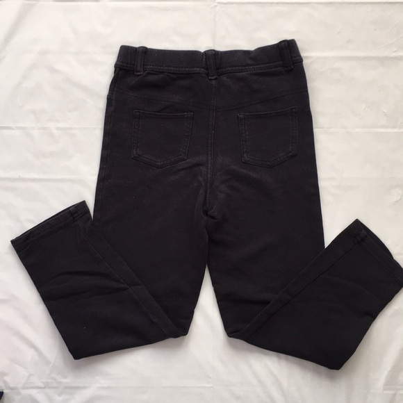 Carter’s black sweatpants, size 6x - Picture 3 of 3