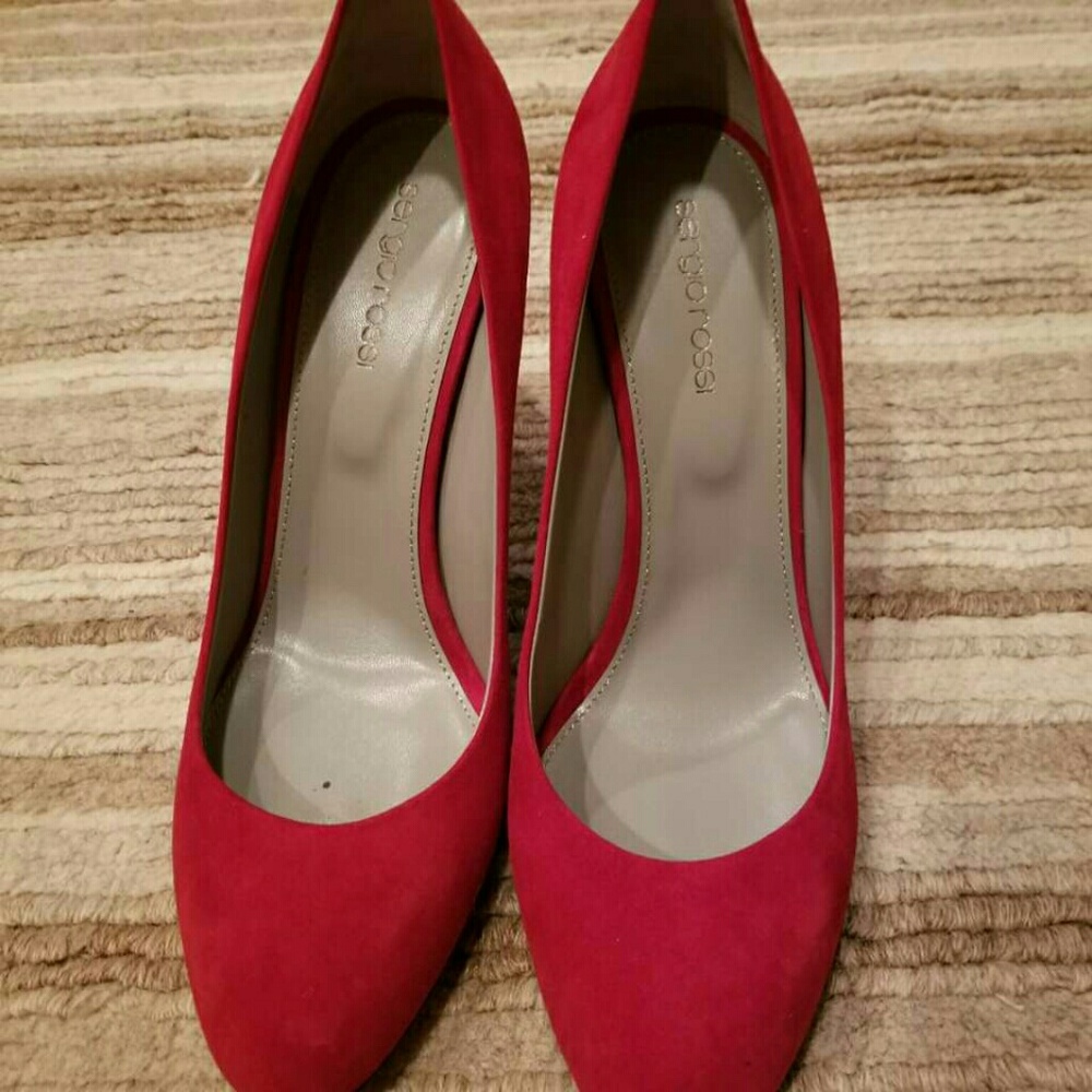 Sergio Rossi red pumps