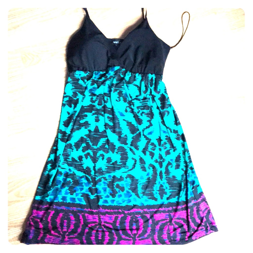 Light summer dress. Perfect for a night out.