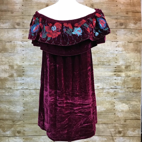 M Only Crushed Velvet embroidered dress - Picture 3 of 6