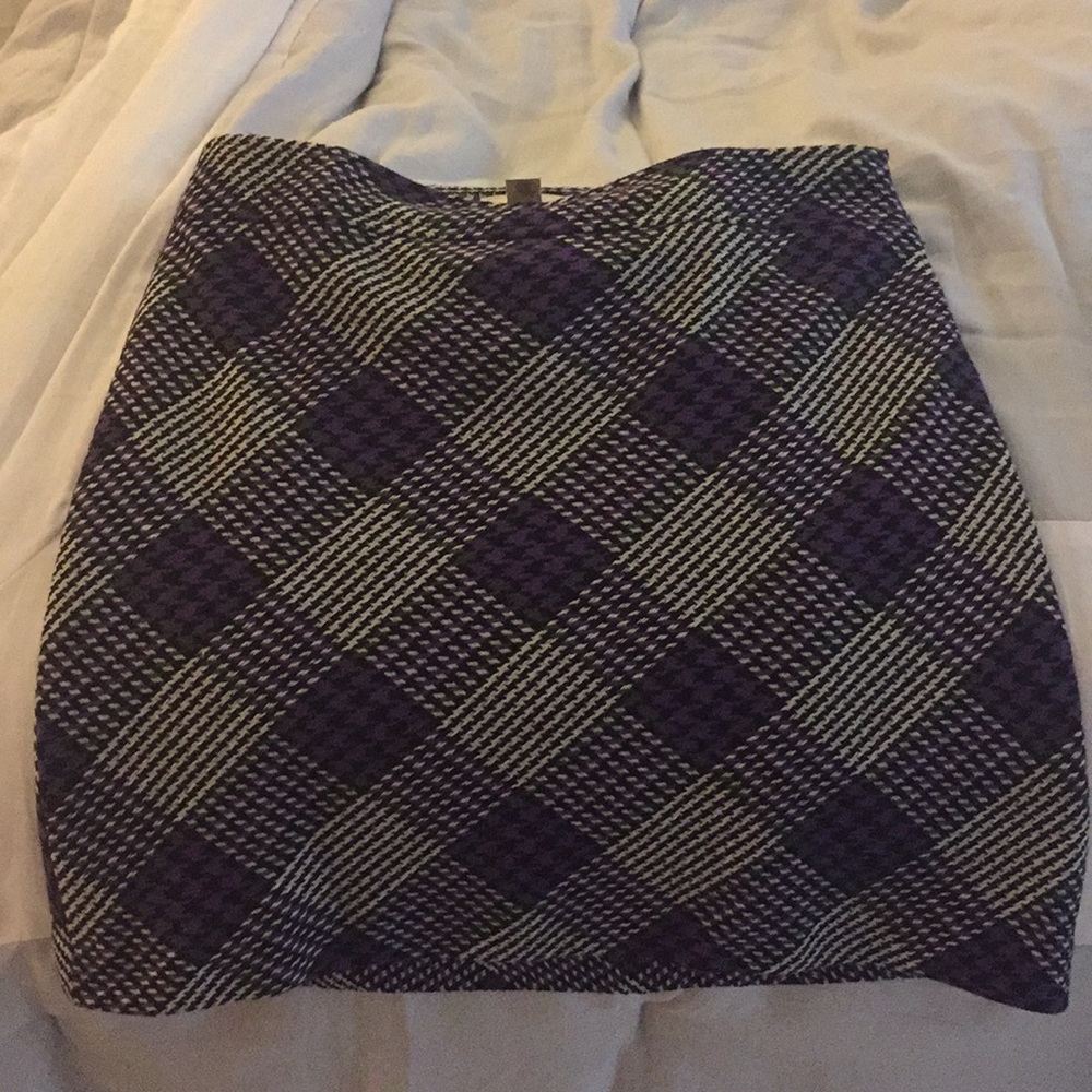 Loft Size 6 Purple, Black, White, And Gray Skirt