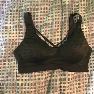 NWOT Victoria Secret 32C Sports Bra