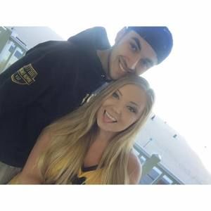 Meet your Posher, Dom