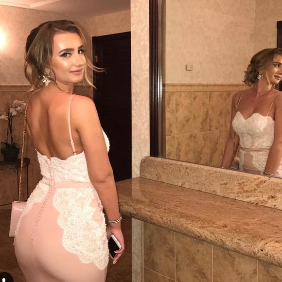 Portia & Scarlett Gowns (1 DRESS LEFT AVAILABLE) - Picture 2 of 8