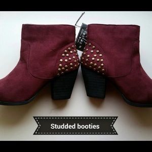 ❤️Suede Studded burgundy booties