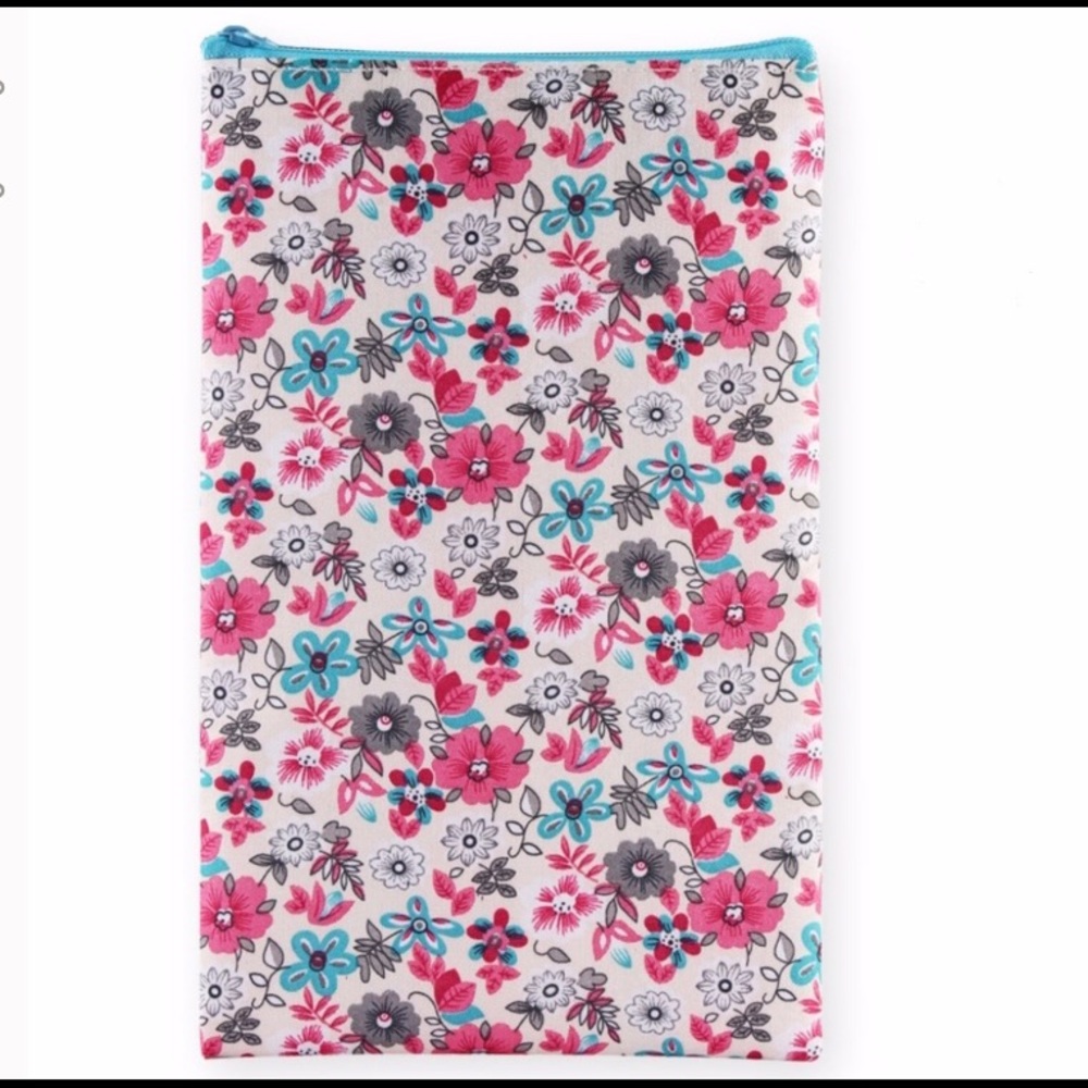 ❌ SOLD Floral Print Cosmetic Bag