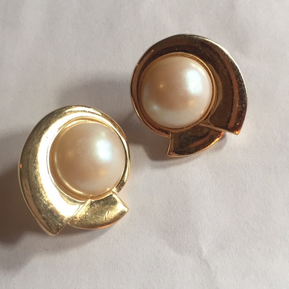 Givenchy Vintage earrings gold/ Pearl