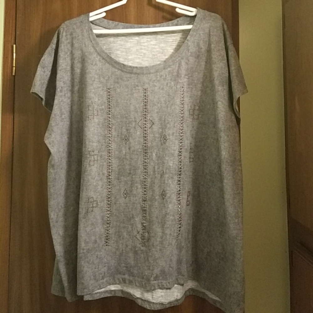 Woman's t-shirt