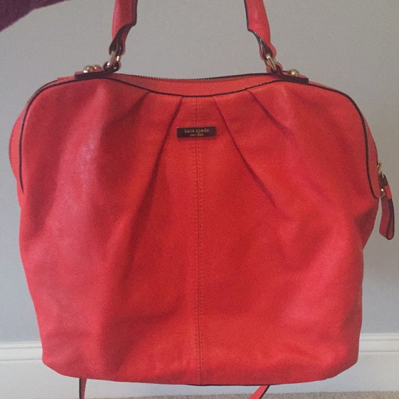 Coral kate spade tote! - Picture 2 of 4