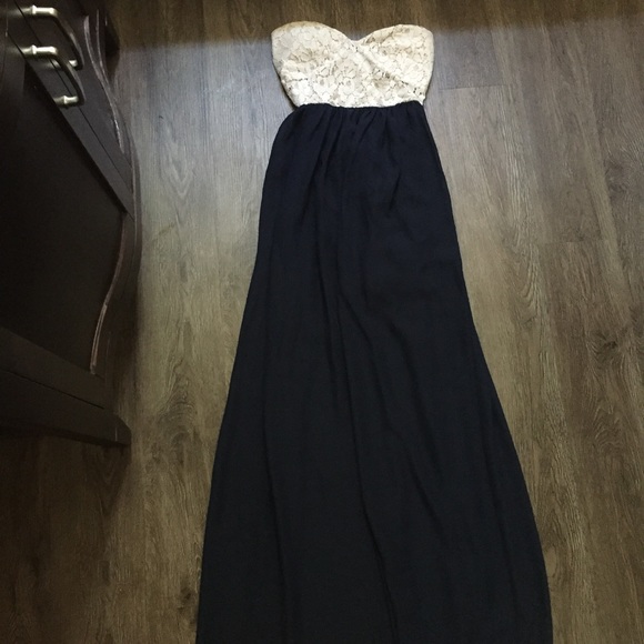 Windsor Dresses & Skirts - Windsor Sweetheart Maxi Navy & White Sz Small
