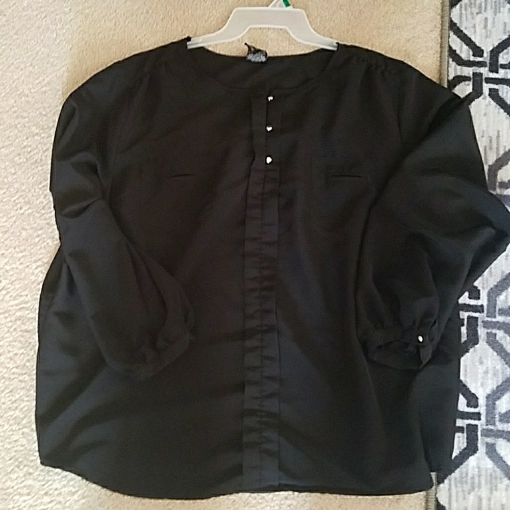 🥀PLUS SIZE silky top🥀